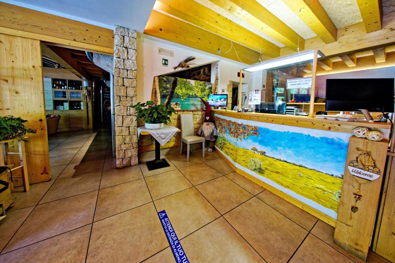 Rta Hotel Le Vallene แตร์ลาโก ภายนอก รูปภาพ