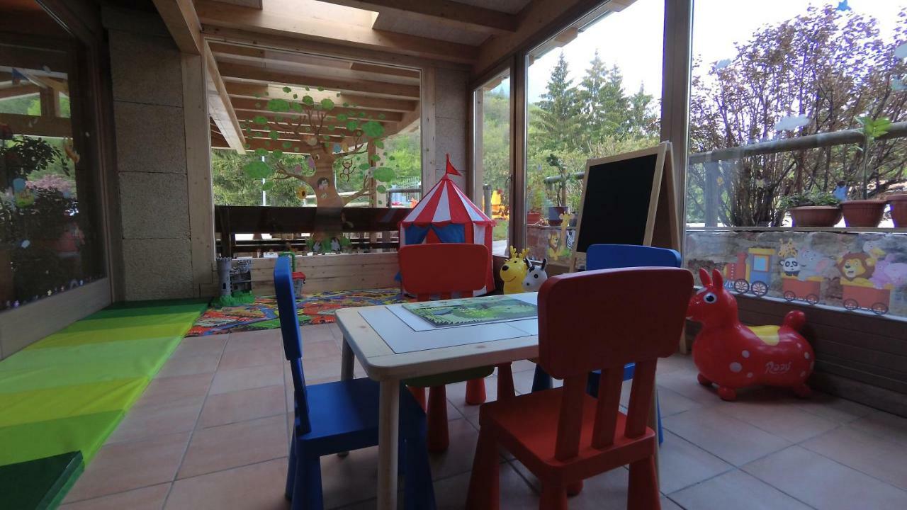 Rta Hotel Le Vallene แตร์ลาโก ภายนอก รูปภาพ